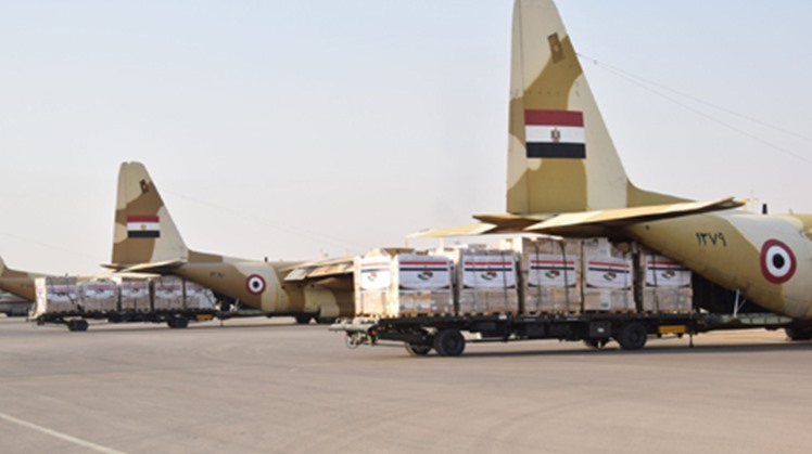 Upon the directives of President Abdel Fatah al-Sisi, Egypt dispatched on Tuesday medical aid and supplies to Libya, the Egyptian armed forces announced.