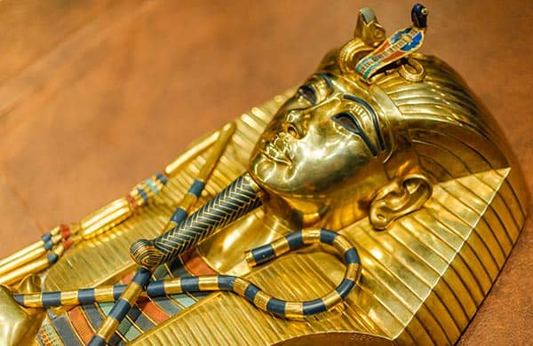 Tutankhamun-golden-mask