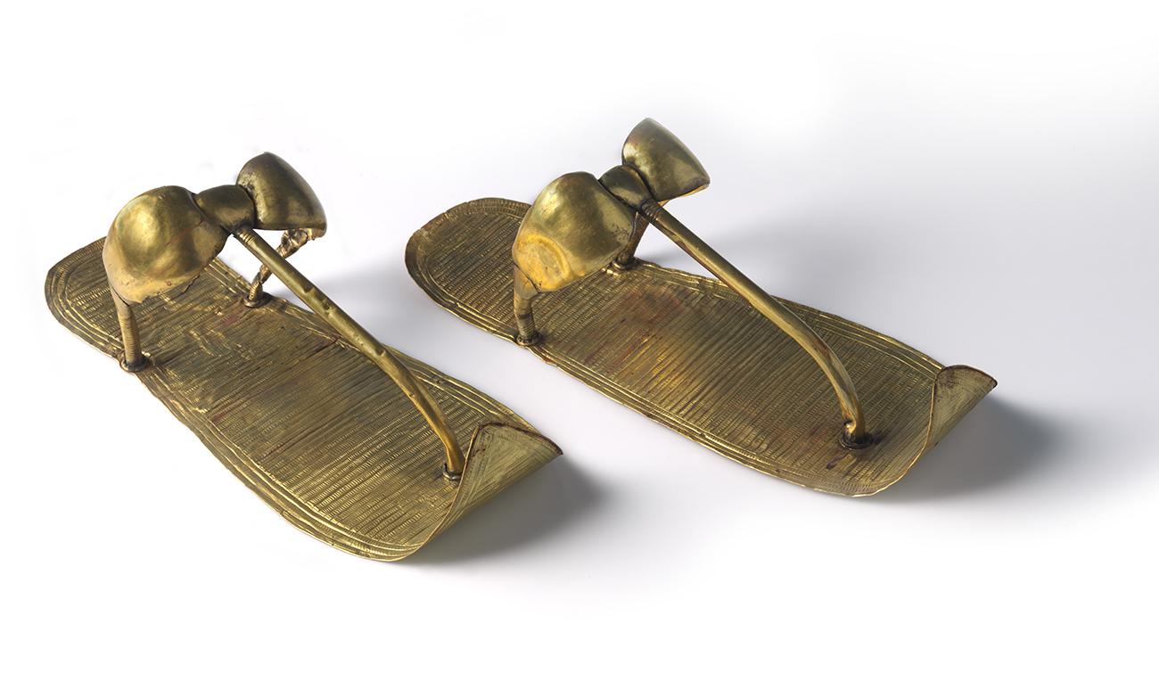 1tutankhamuns-gold-sandals-laboratoriorosso-srl