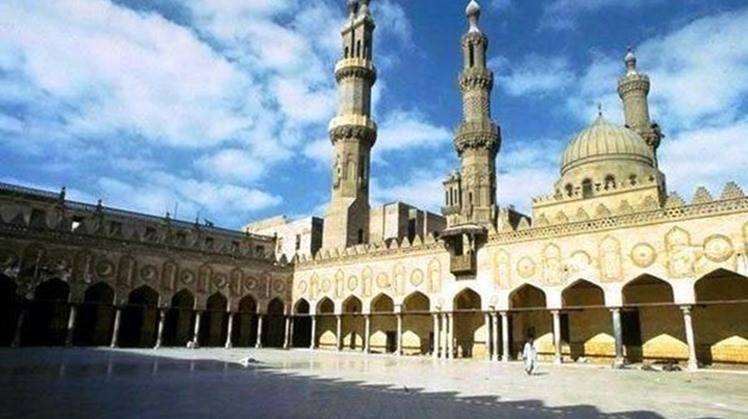 The European Union (EU)  praised on Tuesday a role played by Al-Azhar Observatory for Combating Extremism in confronting the extremist thoughts and revealing the reality of the terror groups. 
