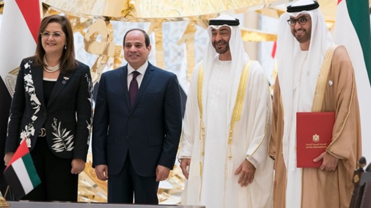 Sisi has arrived in the UAE for a two-day visit starting Wednesday, and was received by Sheikh Mohamed bin Zayed, Abu Dhabi crown prince - Courtesy of Mohamed bin Zayed's Twitter account
