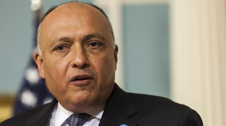 Egyptian Foreign Minister Sameh Shoukry and his French counterpart Jean-Yves Le Drian discussed recent developments in the region, especially in Libya, during a phone call on Tuesday.

