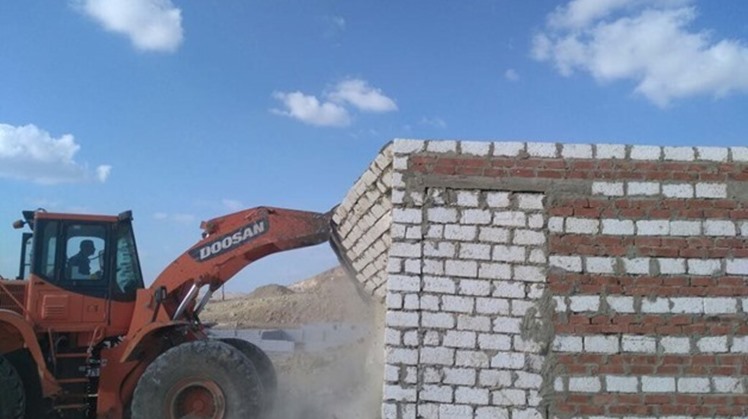 Egypt's Ministry of Local Development demolished 10,611 unlicensed buildings on state-owned and privately-held lands between March 25 and May 30 in addition to 15,249 buildings established on agricultural lands.