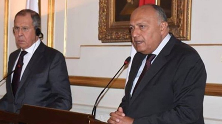 Egypt’s Foreign Minister Sameh Shoukry stressed the necessity to achieve a ceasefire in Libya during a phone call on Tuesday with his Russian counterpart Sergey Lavrov.