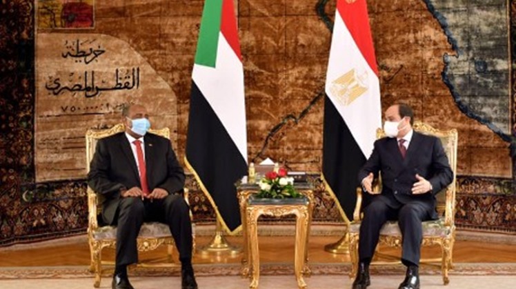 Egyptian President Abdel-Fattah al-Sisi and Chairman of Sudan’s Sovereign Council Abdel-Fattah Al-Burhan stressed their countries’ adherence to a binding deal over the filling and operation of the disputed Grand Ethiopian Renaissance Dam (GERD).
