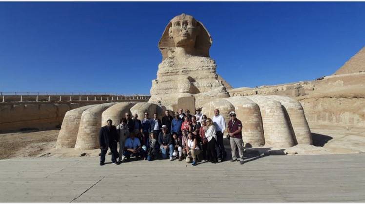 Zahi Hawass receives the first Spanish delegation ... and confirms: An ...