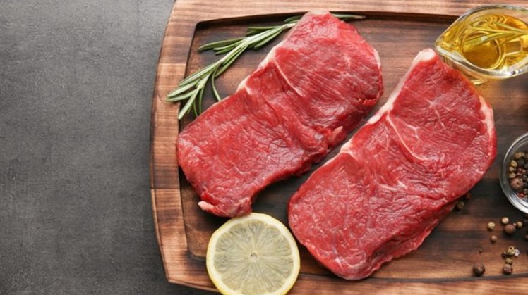 Deputy Agriculture Minister for Livestock, Fish, and Pourtly Mostafa al-Sayad stated in a phone-in Saturday that Egypt has achieved self-sufficiency of red meat by 57 percent.