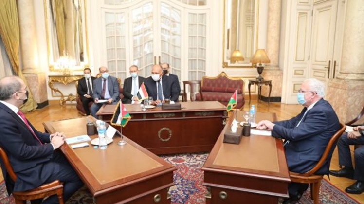 Egypt, Jordan, Palestine’s FMs hold tripartite talks
