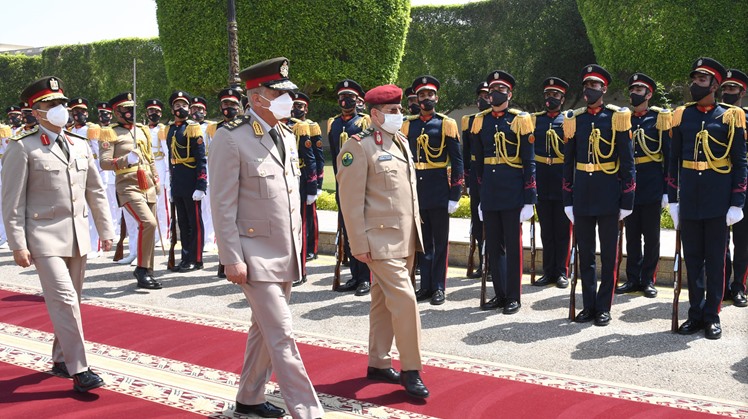  Yemen’s Defense Minister Mohammed Ali Al-Maqdashi hailed on Monday Egypt’s influential and effective role in its regional and international surrounding in achieving security and stability in the Middle East region.