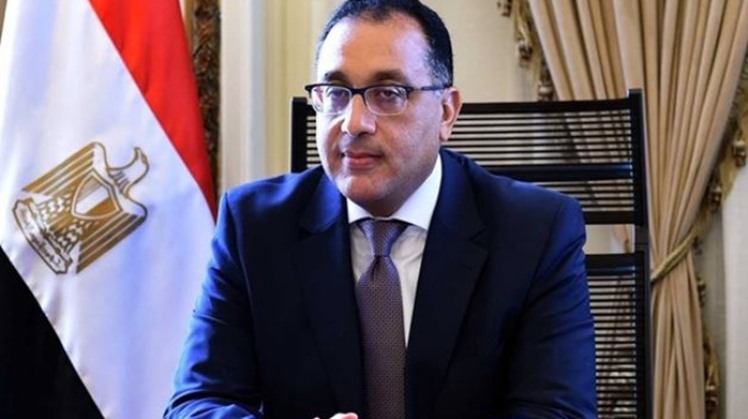 Egypt PM hails distinguished relations with France during meeting in Paris
