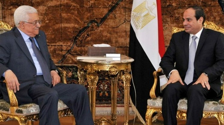 President Sisi affirms Egypt's continued support to Palestine during meeting with Mahmoud Abbas