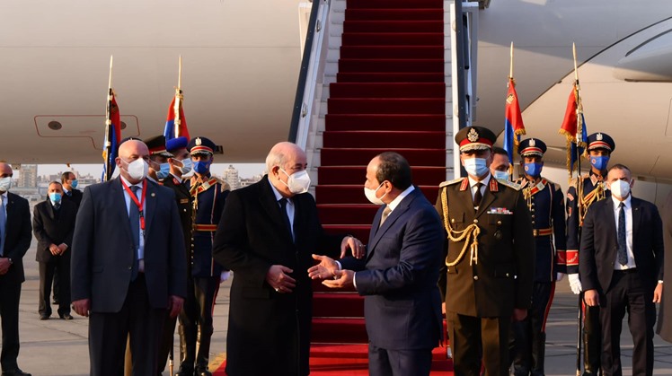Egypt's President Abdel Fattah El Sisi,received his Algerian counterpart Abdelmadjid Tebboune, who is paying Egypt a two-day visit at Cairo International Airport on Monday, said Egyptian Presidency in a statement.