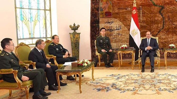 President Abdel Fatah al-Sisi meeting with Chinese Defense Minister Wei Fenghee, Monday - Press photo
