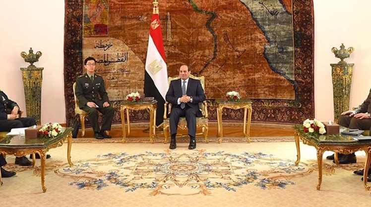 Egyptian President Abdel Fatah al-Sisi and Chinese Minister of Defense Wei Fenghe
