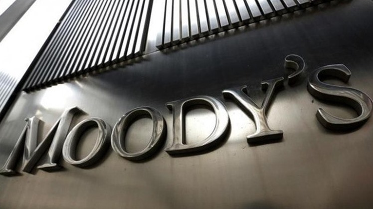 Moody's Investors Service (Moody's) upgraded the long-term foreign and local currency issuer ratings of the Government of Egypt to B2 from B3, and changed its outlook to stable from positive. 