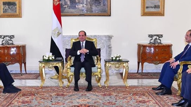  Egypt's President Abdel-Fattah El-Sisi discussed Egyptian-US relations in a meeting on Tuesday in Cairo with Ronald Lauder, the president of the World Jewish Congress, the Egyptian presidency said.  
